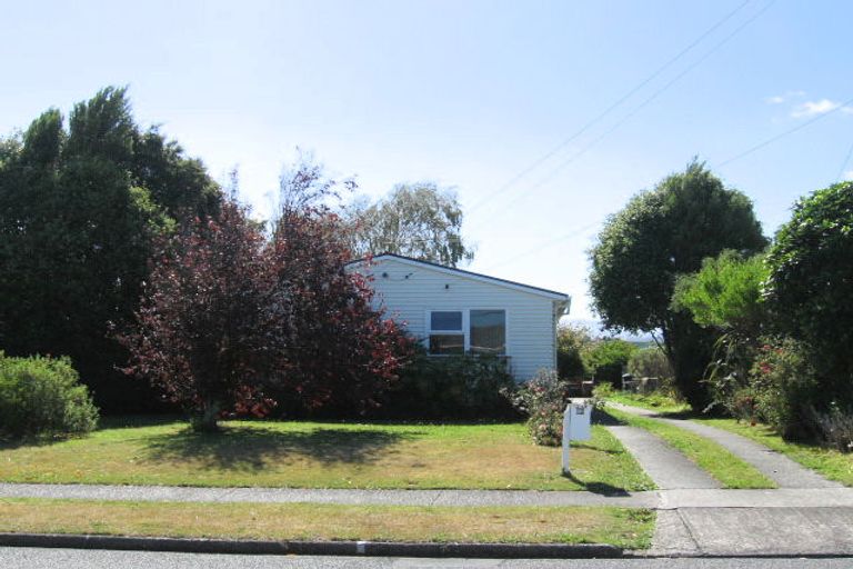 Photo of property in 39 Mchardie Street, Trentham, Upper Hutt, 5018