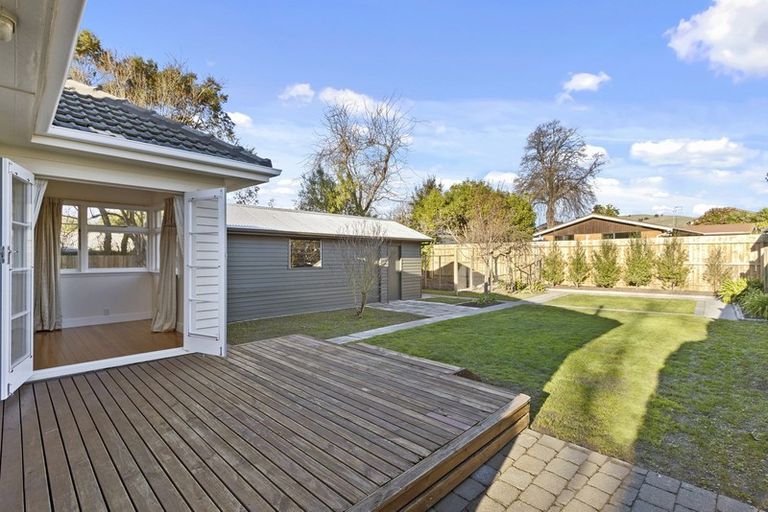 Photo of property in 116 Riverlaw Terrace, Saint Martins, Christchurch, 8022