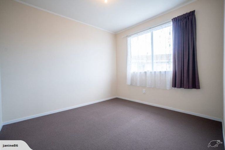 Photo of property in 8 Cedar Grove, Highbury, Palmerston North, 4412