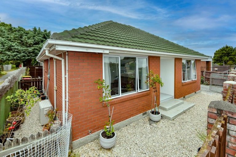 Photo of property in 1/112 Pages Road, Wainoni, Christchurch, 8061