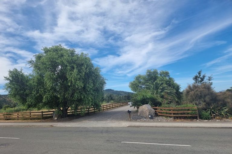 Photo of property in 10 Pigeon Valley Road, Wakefield, 7025