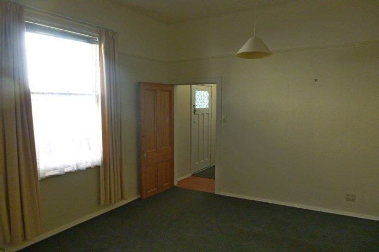Photo of property in 30 Rhodes Street, Newtown, Wellington, 6021