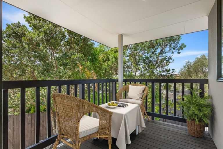 Photo of property in 30 Mariner Drive, Gulf Harbour, Whangaparaoa, 0930