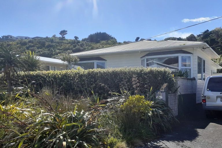 Photo of property in 34 Happy Valley Road, Owhiro Bay, Wellington, 6023