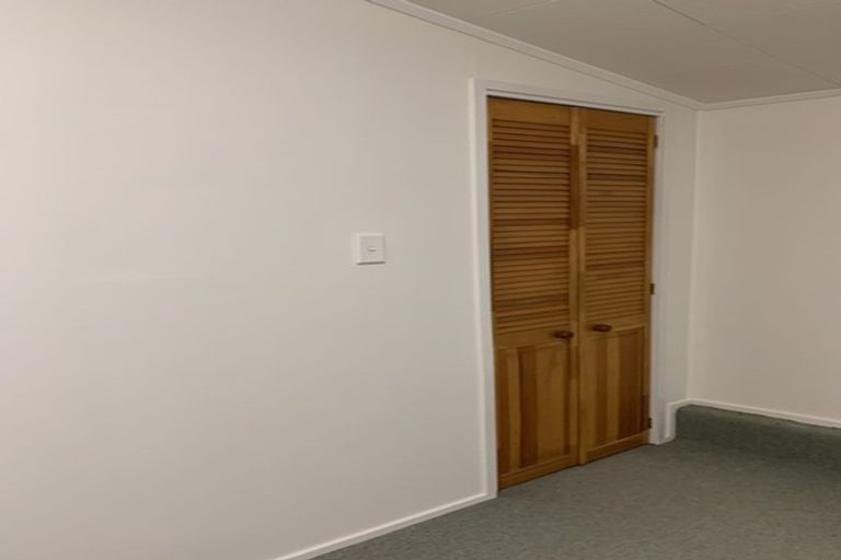 Photo of property in 1/13 Blanes Road, Weymouth, Auckland, 2103
