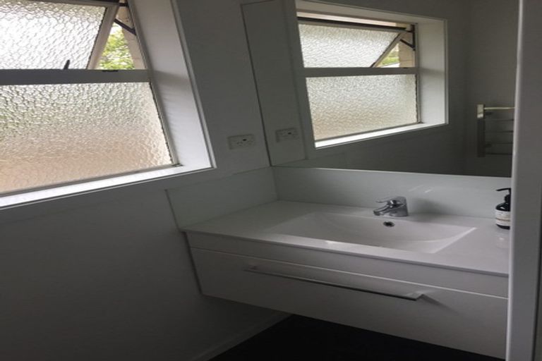 Photo of property in 54 Bentley Street, Russley, Christchurch, 8042