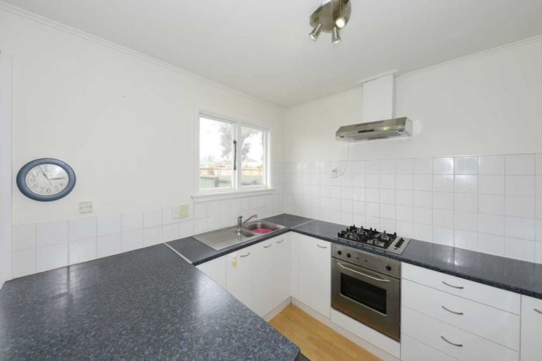 Photo of property in 24 Wimborne Crescent, Aranui, Christchurch, 8061