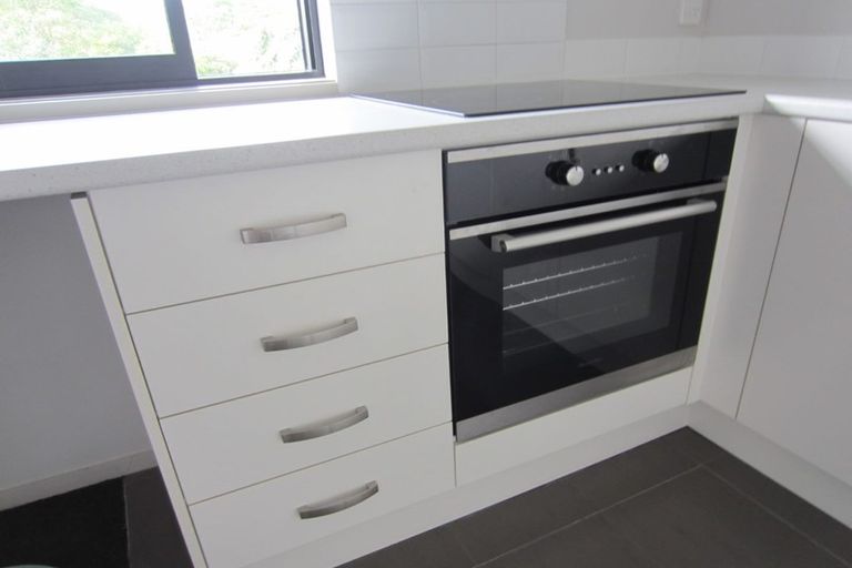 Photo of property in 2/14 Hardley Street, Whitiora, Hamilton, 3200