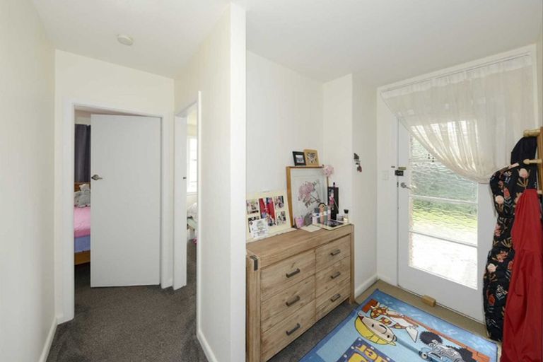 Photo of property in 24 Wimborne Crescent, Aranui, Christchurch, 8061