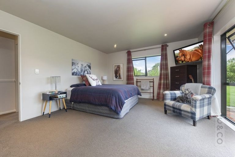 Photo of property in 16 Fletcher Road, Waimauku, 0881