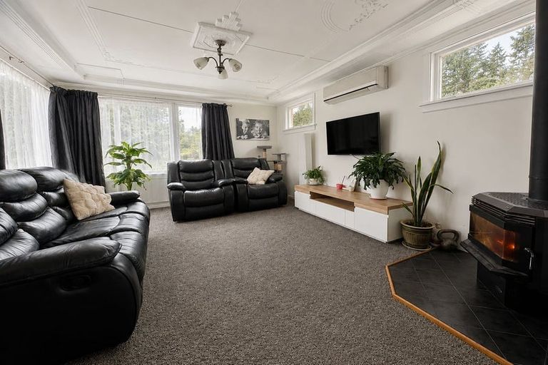 Photo of property in 16 Oxford Street, Holmes Hill, Oamaru, 9401