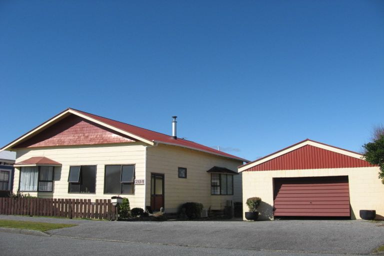 Photo of property in 204 Revell Street, Hokitika, 7810