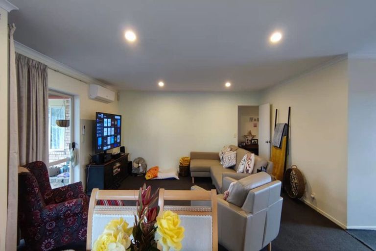 Photo of property in 3 Lantern Court, Henderson, Auckland, 0612