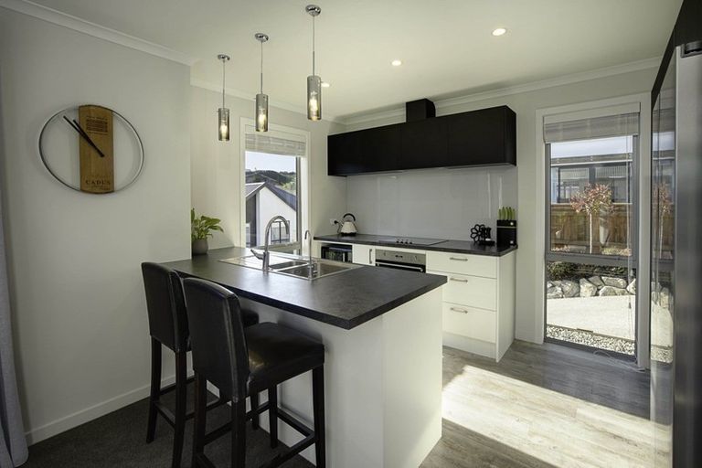 Photo of property in 16 Village Lane, Stoke, Nelson, 7011