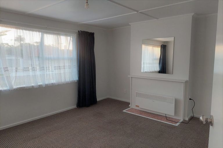 Photo of property in 5 List Street, Welbourn, New Plymouth, 4310