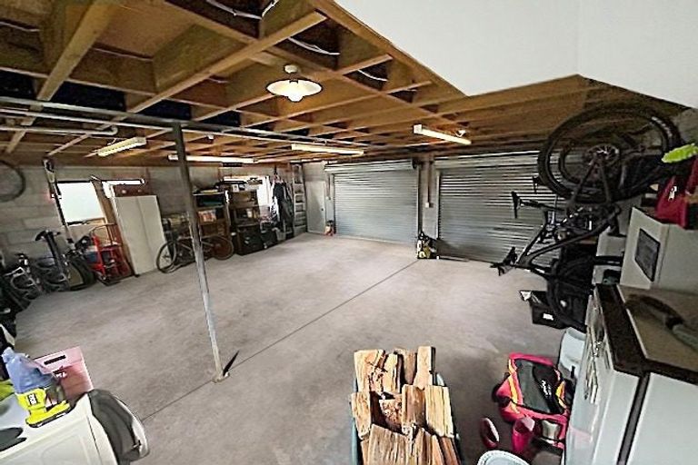 Photo of property in 19 Pirinoa Street, Feilding, 4702