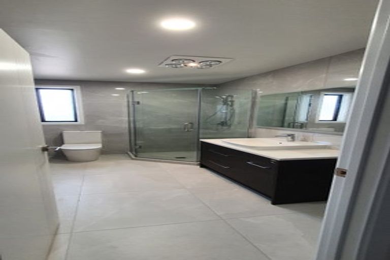 Photo of property in 43 Matahae Drive, Flat Bush, Auckland, 2019