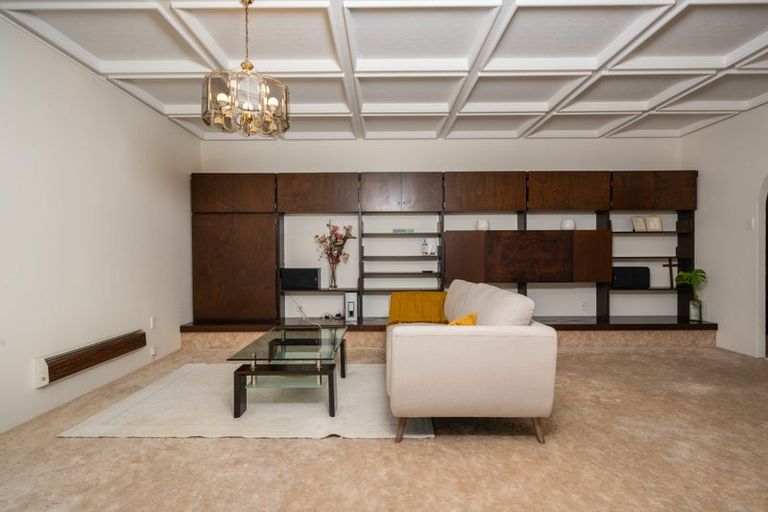 Photo of property in 387 Karori Road, Karori, Wellington, 6012