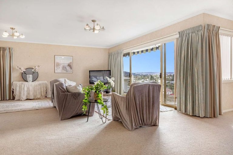 Photo of property in 22 Cobbe Place, Pomare, Rotorua, 3015