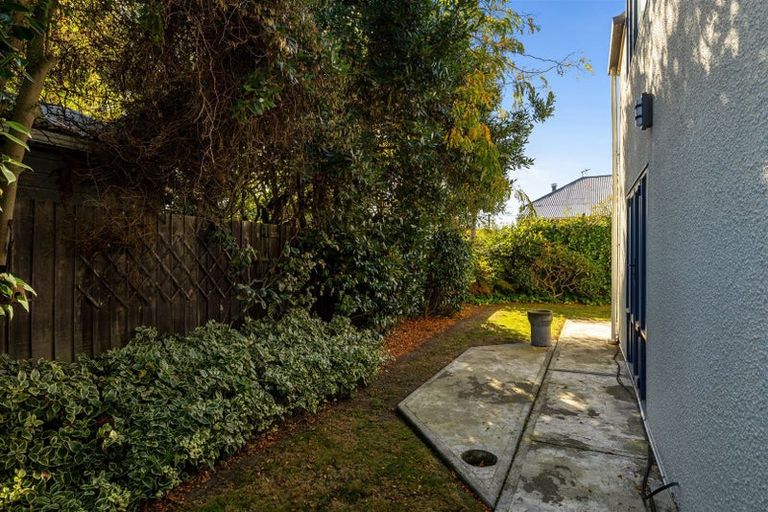 Photo of property in 2 Kinleys Lane, St Albans, Christchurch, 8014