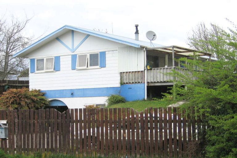 Photo of property in 9 Turquoise Place, Pukehangi, Rotorua, 3015