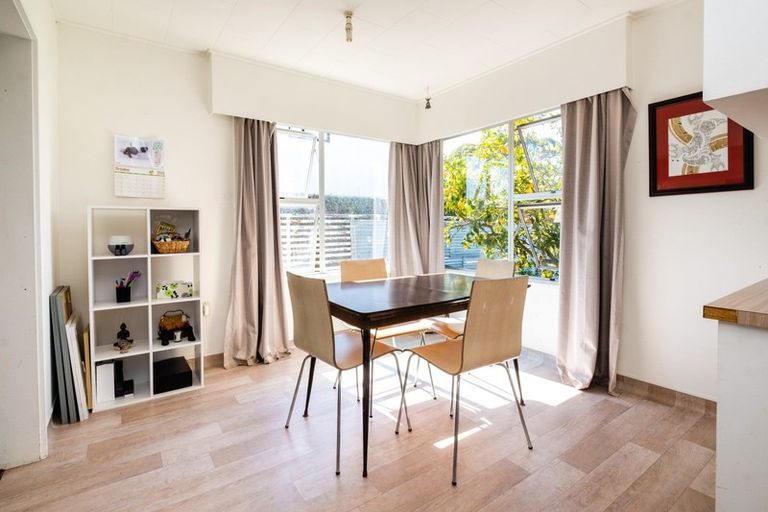 Photo of property in 329 Clifton Road, Te Awanga, 4102