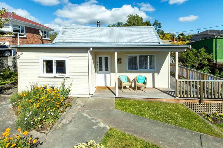 Photo of property in 6 Sutter Street, Seaview, Timaru, 7910