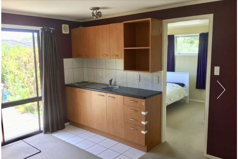 Photo of property in 28 Harford Place, Pakuranga Heights, Auckland, 2010