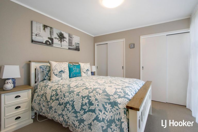 Photo of property in 4a Hillview Road, Waihi Beach, 3611