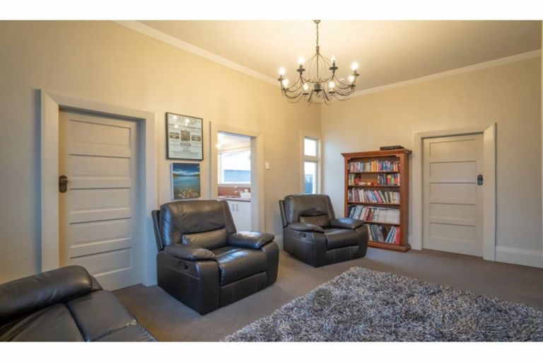 Photo of property in 128 Avon Road, Clifton, Invercargill, 9812