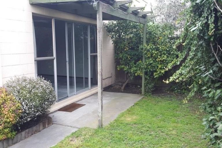 Photo of property in 6/9 Rachel Place, Avonhead, Christchurch, 8042