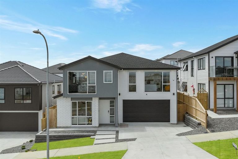 Photo of property in 14 Piki Street, Flat Bush, Auckland, 2019