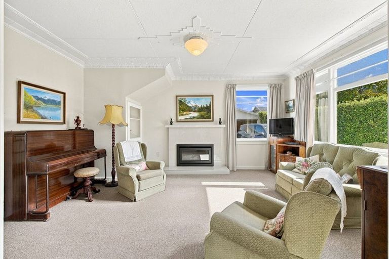 Photo of property in 17 Hamilton Avenue, Ilam, Christchurch, 8041