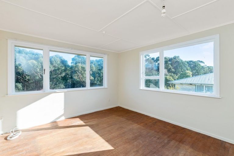 Photo of property in 11 Pukaki Grove, Waitangirua, Porirua, 5024