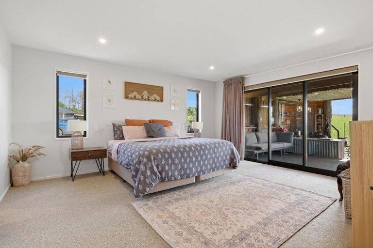 Photo of property in 206 Baker Road, Berwick Forest, Outram, 9073