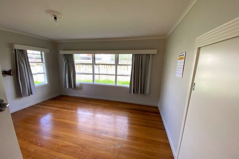 Photo of property in 8a Woolfield Road, Papatoetoe, Auckland, 2025