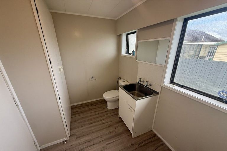 Photo of property in 30 Bunnythorpe Road, Papakura, 2110