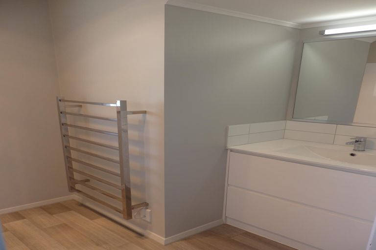 Photo of property in 98 Arnold Street, Leamington, Cambridge, 3432