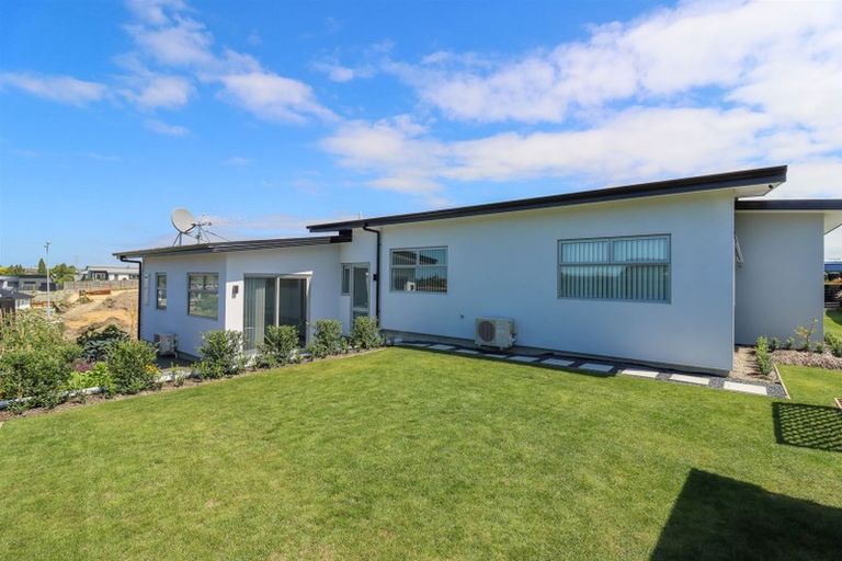 Photo of property in 28 Meadowstone Street, Gleniti, Timaru, 7910