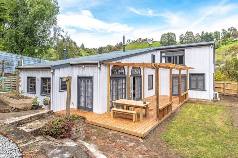 Photo of property in 35 Durie Vale Road, Durie Hill, Whanganui, 4500