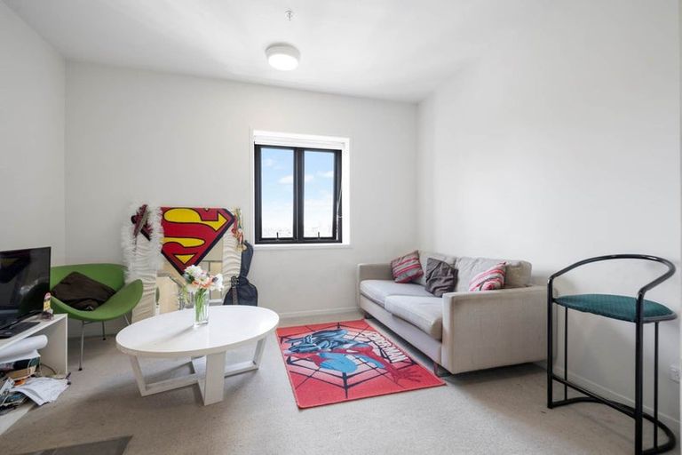 Photo of property in Twin Towers, 811/17 Putney Way, Manukau, Auckland, 2104