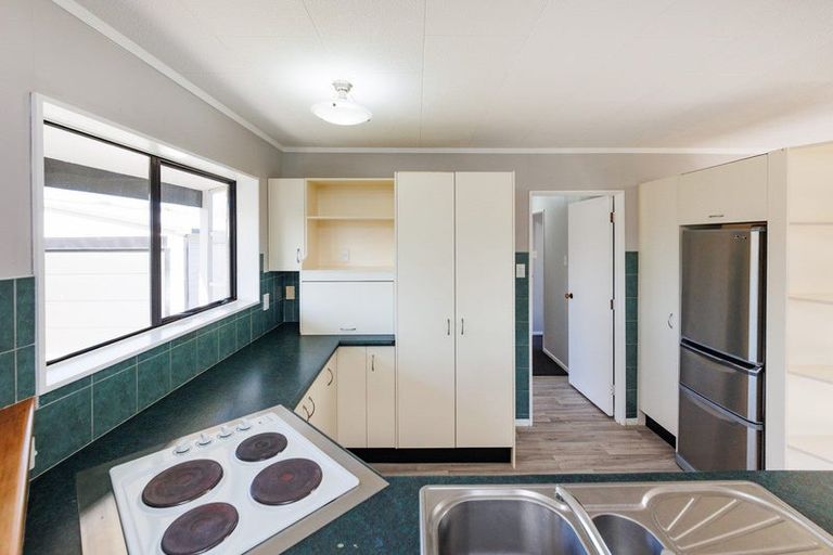 Photo of property in 6 Apollo Parade, Milson, Palmerston North, 4414