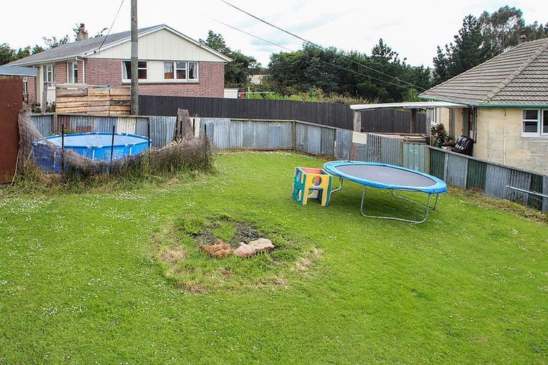 Photo of property in 15 Blyth Street, Holmes Hill, Oamaru, 9401