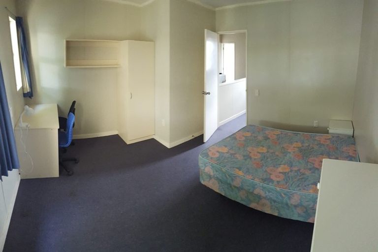 Photo of property in 54 Anzac Avenue, Dunedin Central, Dunedin, 9016