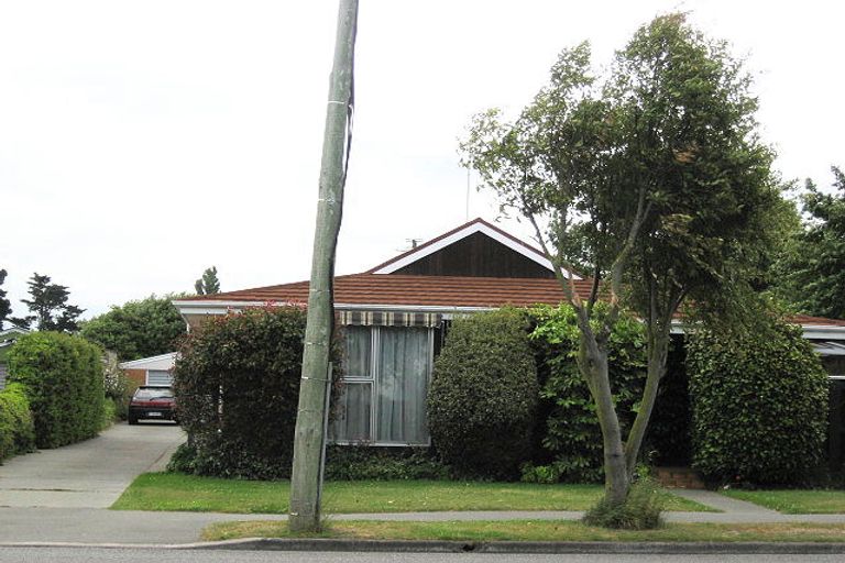 Photo of property in 1/109 Withells Road, Avonhead, Christchurch, 8042