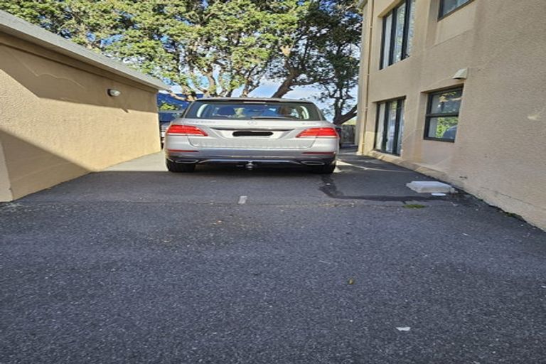 Photo of property in 564i Adelaide Road, Berhampore, Wellington, 6023