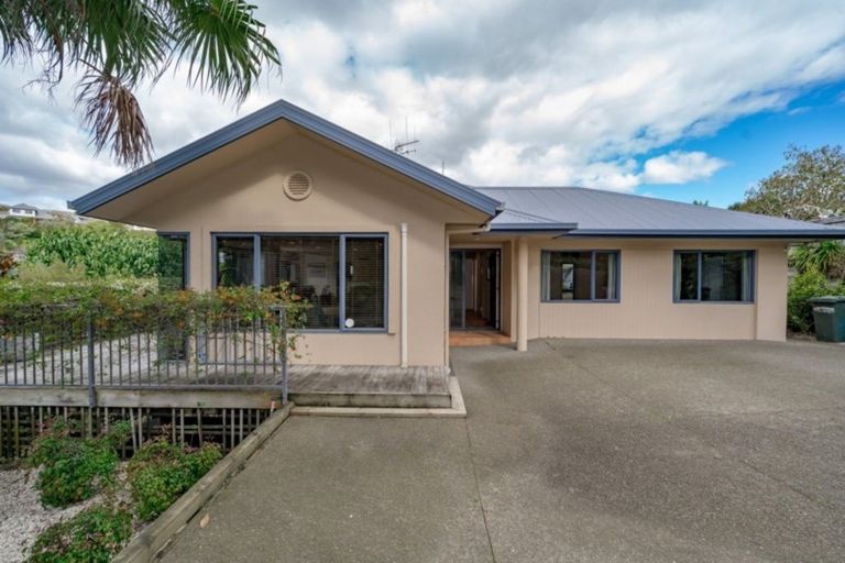 Photo of property in 33 Saint Andrews Drive, Bethlehem, Tauranga, 3110