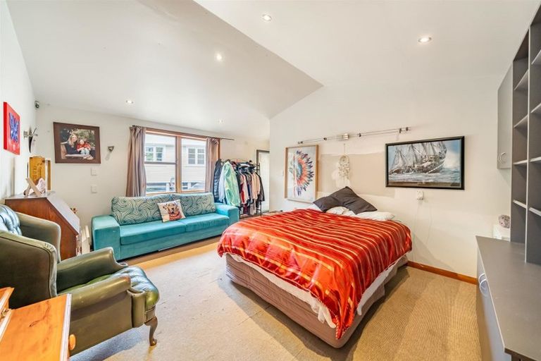 Photo of property in 4 Sharpe Crescent, Wainuiomata, Lower Hutt, 5014