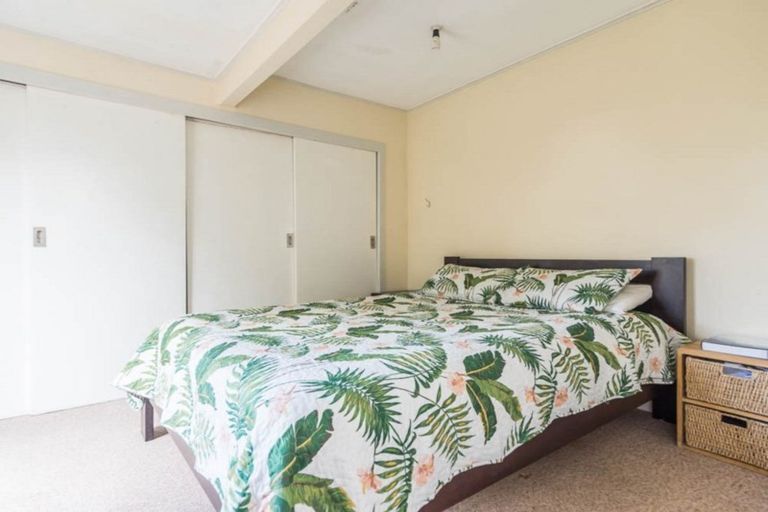 Photo of property in 29 Rosier Road, Glen Eden, Auckland, 0602