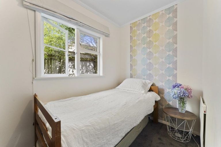 Photo of property in 1 Goldsborough Avenue, Raumati Beach, Paraparaumu, 5032